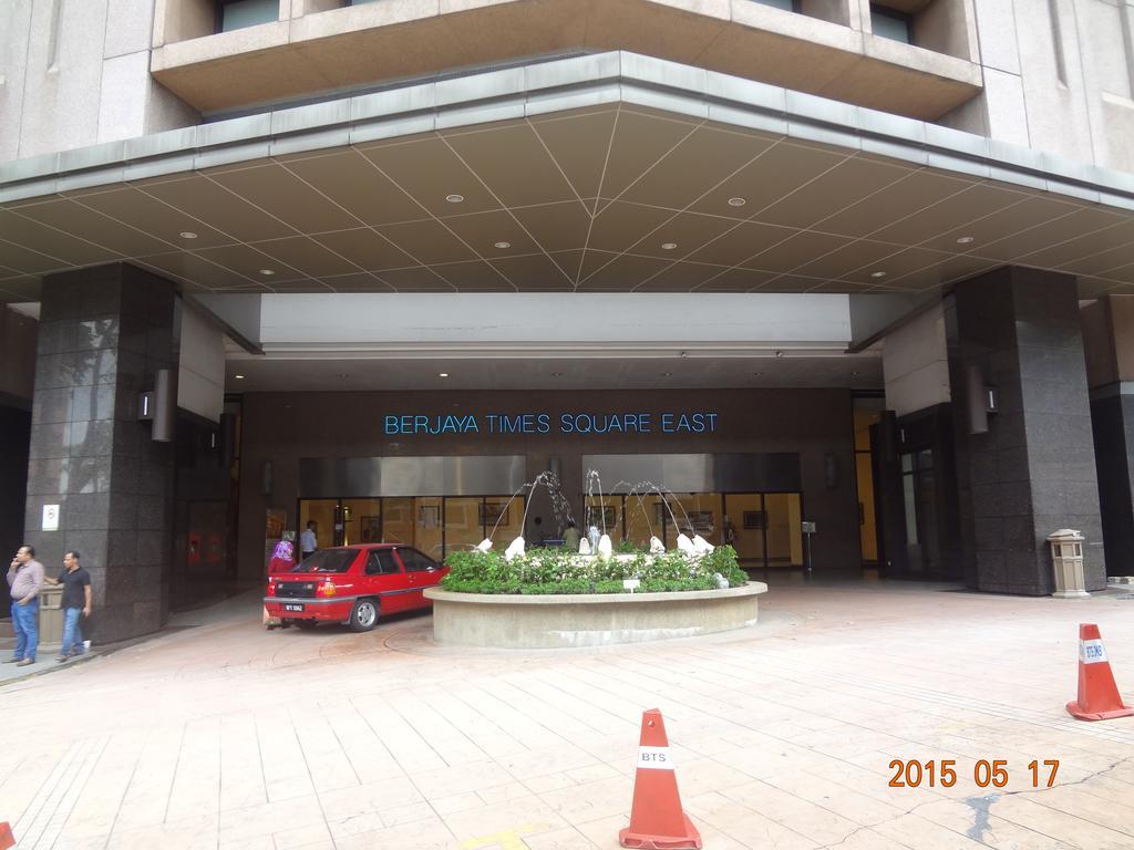 Best Service Suite At Times Square Kuala Lumpur Esterno foto