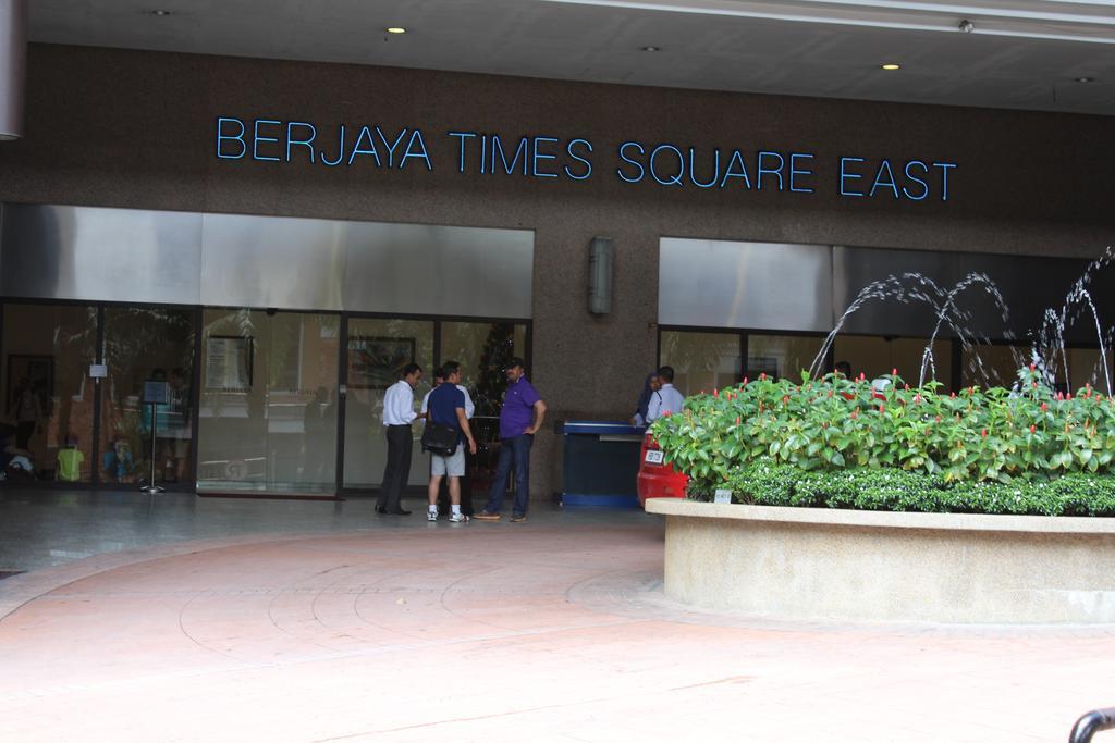 Best Service Suite At Times Square Kuala Lumpur Esterno foto